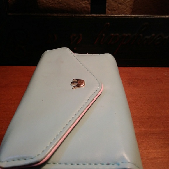 Wallet - Picture 2 of 5